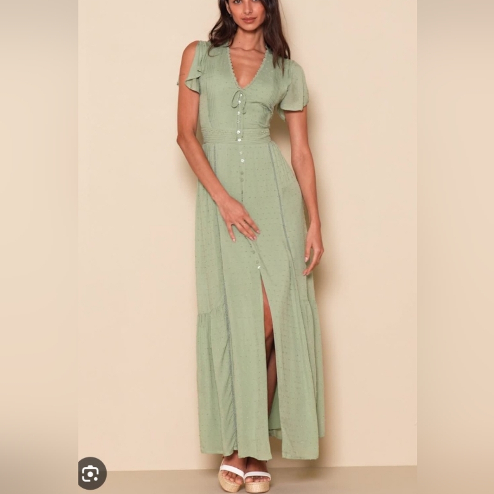 Lulu's Sage Green Swiss Dot Maxi Dress Button Front V-Neck Cottagecore small